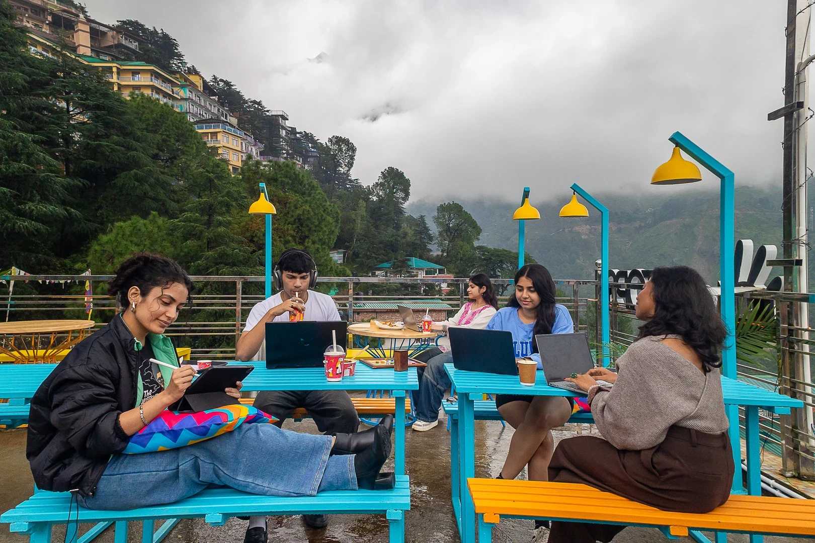 Mcleodganj, Mall Road