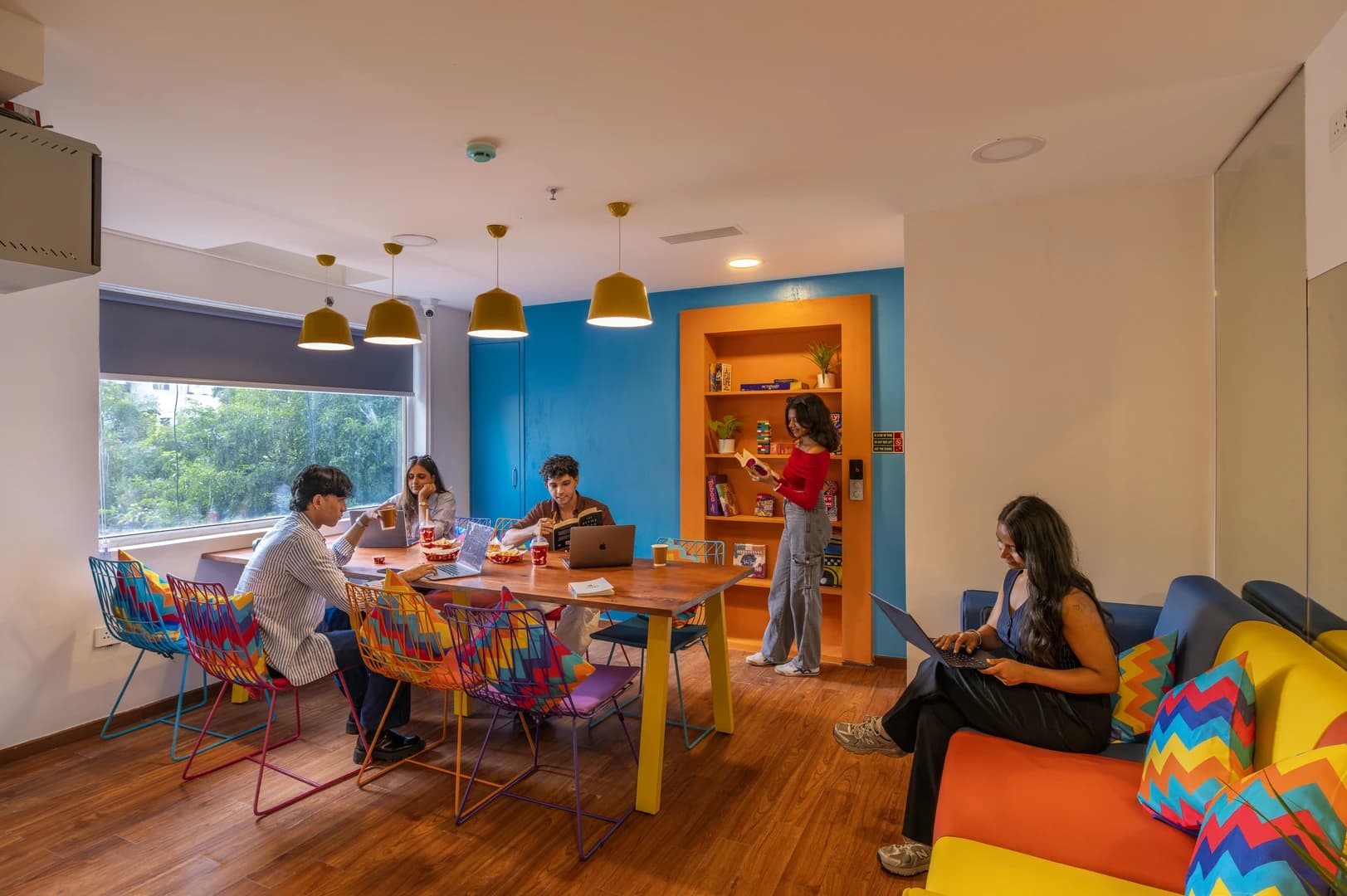 Bengaluru, Jayanagar - Private Rooms & Dorms